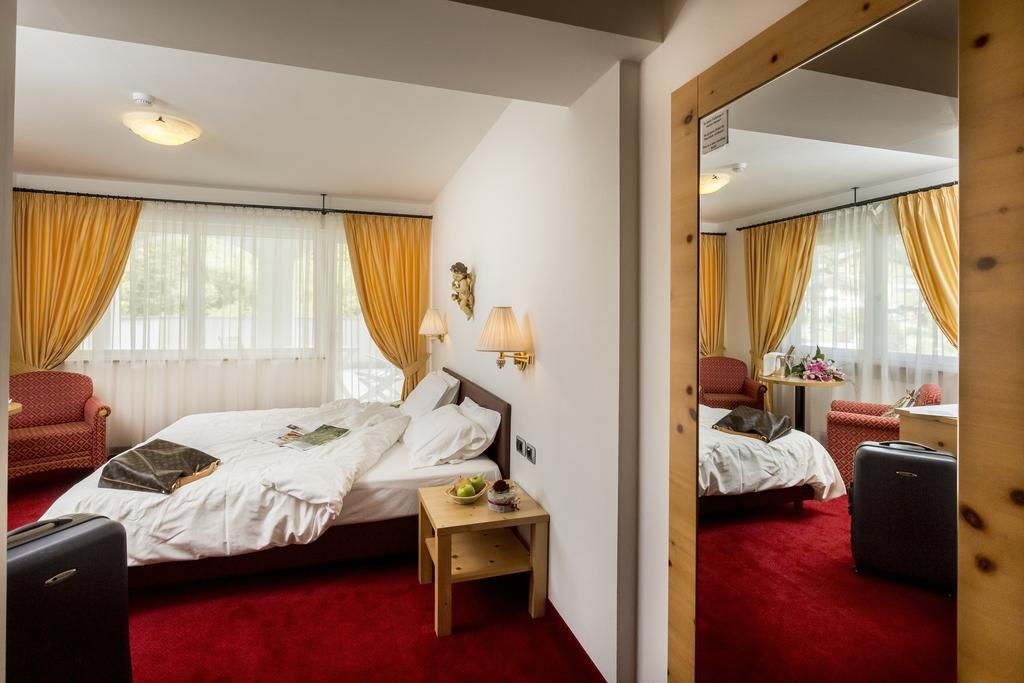 Diamant Spa Resort Santa Cristina Val Gardena Værelse billede